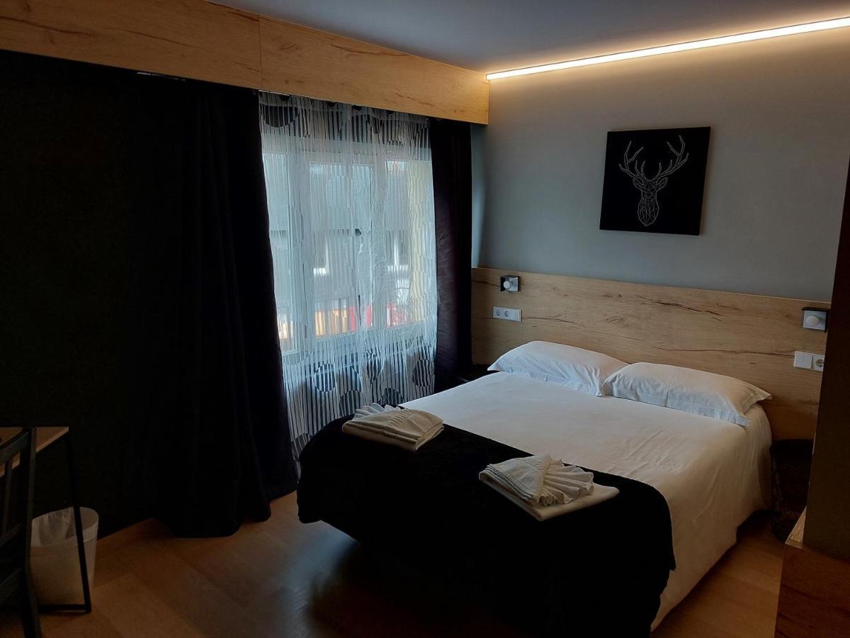Hotel Mirtil Пас де ла Каса Екстериор снимка